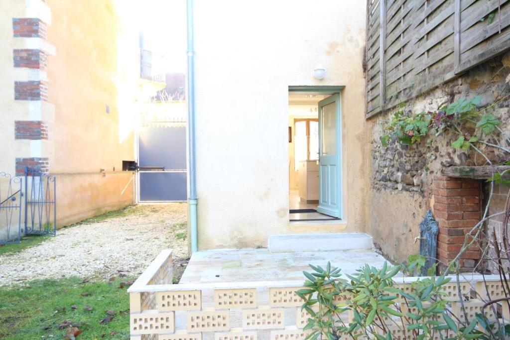 La Maison D'A Cote Saint-Amand-en-Puisaye Екстериор снимка