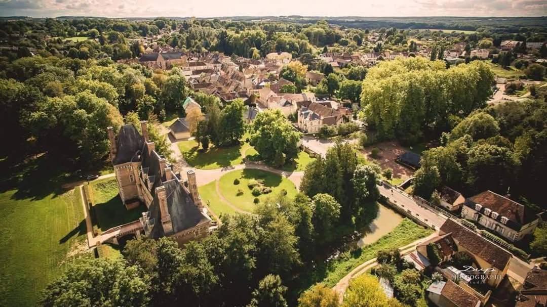 La Maison D'A Cote Saint-Amand-en-Puisaye Екстериор снимка