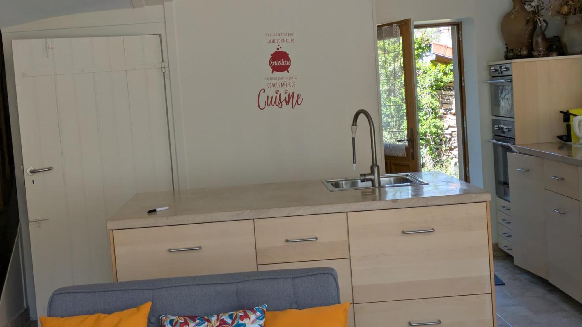 La Maison D'A Cote Saint-Amand-en-Puisaye Екстериор снимка